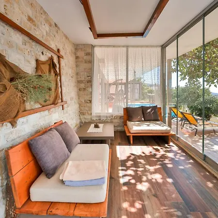 Nuka Loft Kaş